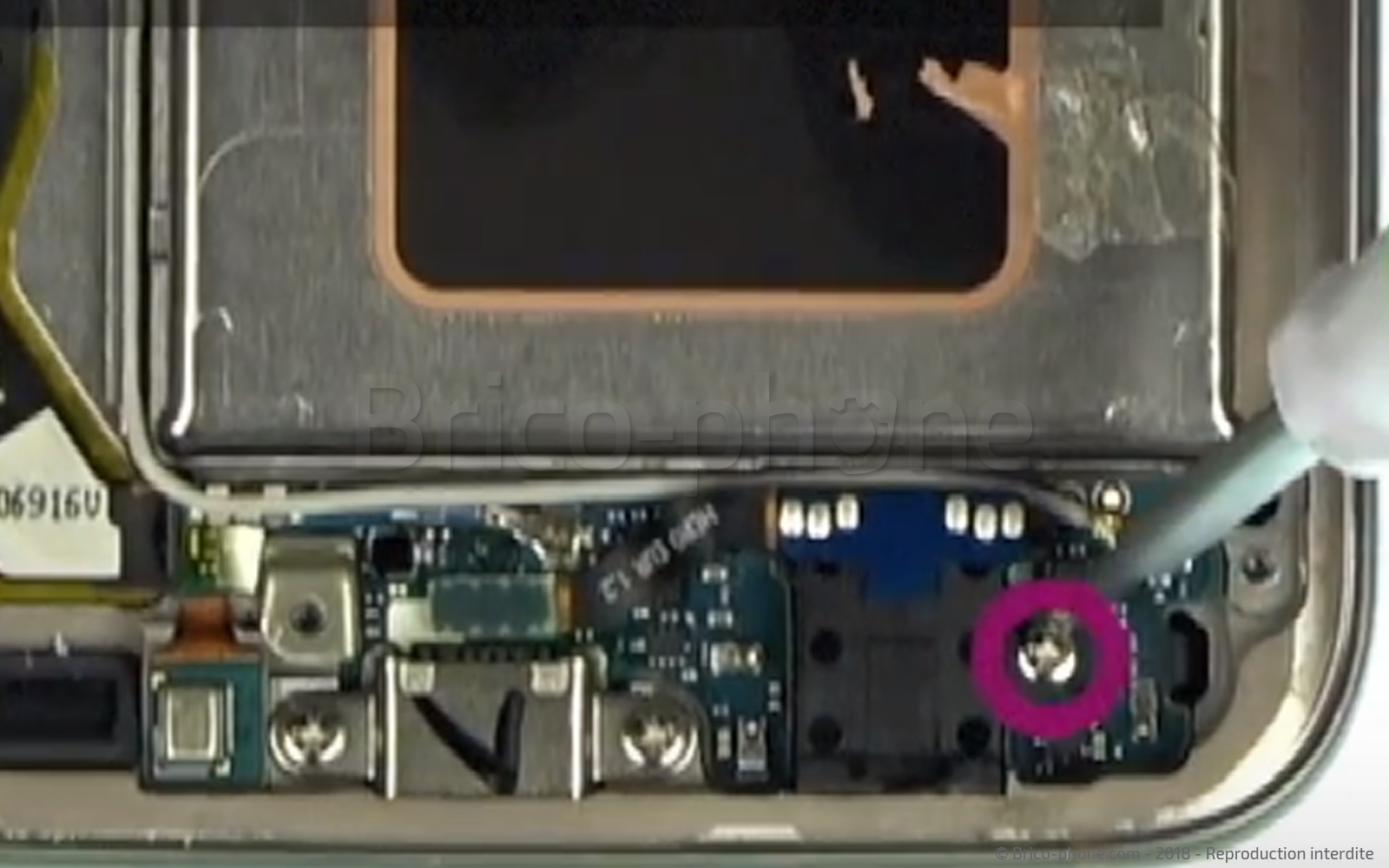 Changement d'écran (vitre+AMOLED) sur Galaxy S7 Edge photo 1